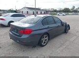 BMW 320I WBA3B1G50FNT04632 fotografie