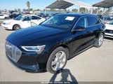 AUDI E-TRON PREMIUM PLUS WA1LAAGE9KB021724 снимка