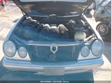 MERCEDES-BENZ E 320 WDBJF65H3XA764352 снимка