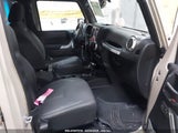 JEEP WRANGLER UNLIMITED SAHARA 4X4 1C4BJWEG4HL614087 fotografie
