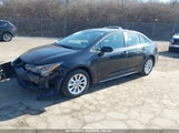 TOYOTA COROLLA LE 5YFVPMAEXNP358786 снимка