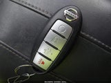 NISSAN ROGUE SV JN8AT2MV1HW267982 снимка