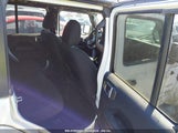 JEEP WRANGLER UNLIMITED SAHARA 4X4 1C4HJXEG5JW145600 fotografie