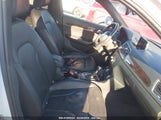 AUDI Q3 2.0T PREMIUM PLUS WA1EFCFS9FR012788 снимка