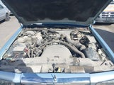 LINCOLN TOWN CAR EXECUTIVE 1LNLM81W4VY750458 снимка