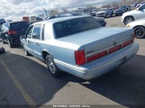 LINCOLN TOWN CAR EXECUTIVE 1LNLM81W4VY750458 снимка