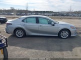 TOYOTA CAMRY LE 4T1C11AK0RU204203 photo