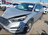 HYUNDAI TUCSON SE KM8J33A42GU238820 снимка