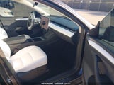 TESLA MODEL Y LONG RANGE DUAL MOTOR ALL-WHEEL DRIVE/RWD 7SAYGDED8RF041172 снимка