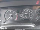 ASTON MARTIN DB7 VANTAGE SCFAB223X1K301223 снимка