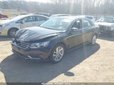 VOLKSWAGEN PASSAT 2.0T SE 1VWBA7A30JC039904 photo