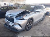 TOYOTA HIGHLANDER XLE 5TDGZRBH1NS568368 photo