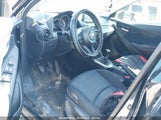 TOYOTA YARIS L 3MYDLBYV4KY500564 fotografie