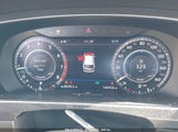 VOLKSWAGEN TIGUAN 2.0T SEL PREMIUM 3VV4B7AX4JM013026 снимка