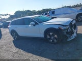 VOLVO V60 CROSS COUNTRY T5 YV4102WK4M1076911 снимка