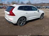 VOLVO XC60 T5 MOMENTUM LYV102RK9KB206928 photo