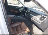 VOLVO XC60 T5 MOMENTUM LYV102RK9KB206928 photo