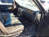 CHEVROLET SUBURBAN 1500 LT 3GNFC16077G301103 снимка