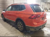 VOLKSWAGEN TIGUAN 3VV2B7AX1JM190155 снимка