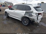 BMW X5 M60I 5UX33EU06S9X43383 снимка