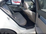 MERCEDES-BENZ C 300 LUXURY/SPORT WDDGF54X08R023955 снимка