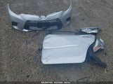 TOYOTA COROLLA LE 2T1BURHE6FC281401 снимка