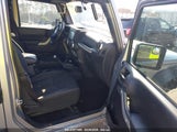 JEEP WRANGLER UNLIMITED SAHARA 1C4BJWEG4GL189825 photo