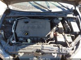 TOYOTA COROLLA LE 5YFBURHE1JP820015 снимка