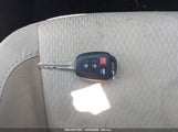 TOYOTA COROLLA LE 5YFBURHE1JP820015 снимка