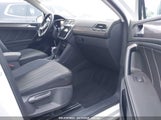 VOLKSWAGEN TIGUAN 2.0T SE 3VV3B7AX3PM071438 photo