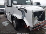 VOLVO VNL 4V4NC9EH0JN895336 снимка