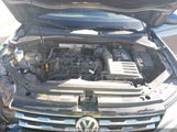 VOLKSWAGEN TIGUAN 2.0T SE/2.0T SEL 3VV3B7AXXJM088230 снимка