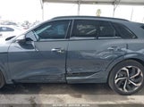 AUDI Q8 E-TRON PREMIUM PLUS QUATTRO WA15AAGE1RB052355 снимка
