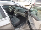 HYUNDAI SONATA HYBRID KMHEC4A42CA054772 снимка