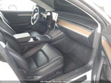 TESLA MODEL 3 REAR-WHEEL DRIVE 5YJ3E1EA3PF484750 снимка