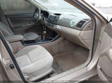 TOYOTA CAMRY LE 4T1BE32K83U657356 снимка