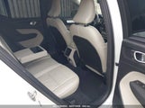 VOLVO XC40 T5 MOMENTUM YV4162UK6N2755592 photo