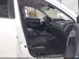 NISSAN ROGUE SV 5N1AT2MV2KC752129 снимка