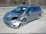TOYOTA SIENNA LE 8 PASSENGER 5TDKZ3DC5HS896194 снимка