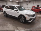 VOLKSWAGEN TIGUAN 2.0T S 3VV0B7AX1NM066089 снимка