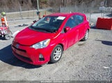 TOYOTA PRIUS C THREE JTDKDTB30C1502723 снимка