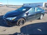 TOYOTA CAMRY LE 4T4BF1FK2FR515591 снимка