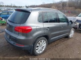 VOLKSWAGEN TIGUAN SE WVGBV7AX5GW581030 photo
