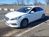 HYUNDAI SONATA SE 5NPE24AF5FH143029 снимка