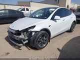 TESLA MODEL Y LONG RANGE DUAL MOTOR ALL-WHEEL DRIVE/RWD 7SAYGDEDXRA300743 photo