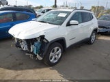 JEEP COMPASS LATITUDE FWD 3C4NJCBB2KT743820 снимка