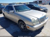 MERCEDES-BENZ E 320 WDBJF65H9XA799820 снимка