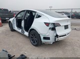 TESLA MODEL Y LONG RANGE DUAL MOTOR ALL-WHEEL DRIVE 7SAYGAEE6RF171037 fotografie