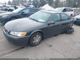 TOYOTA CAMRY LE 4T1BG22K2YU982953 снимка
