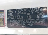 KIA SOUL + KNDJP3A50K7690225 снимка